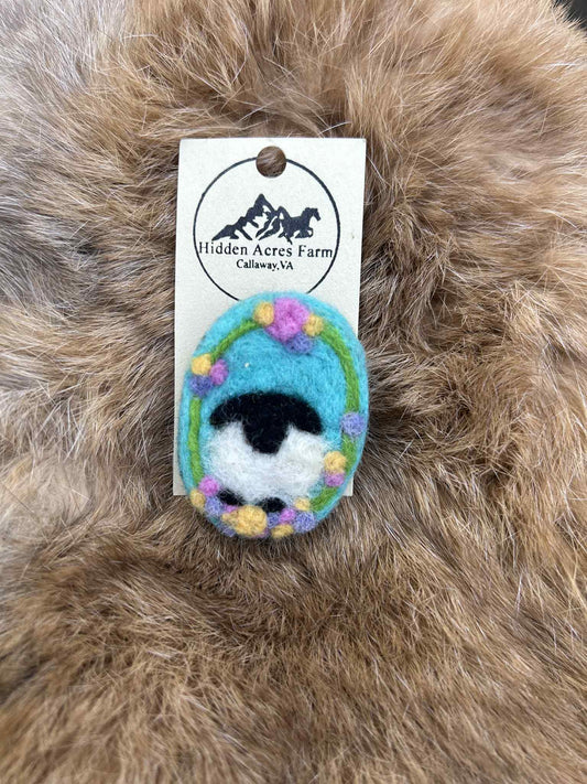 Spring Wreath Brooch