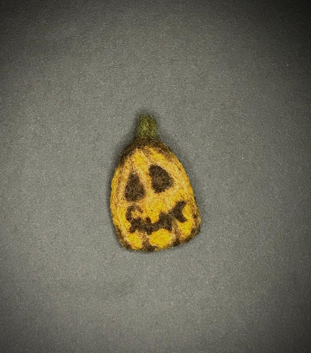 Pumpkin Brooch